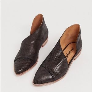 Free People - Royal Textured Flats